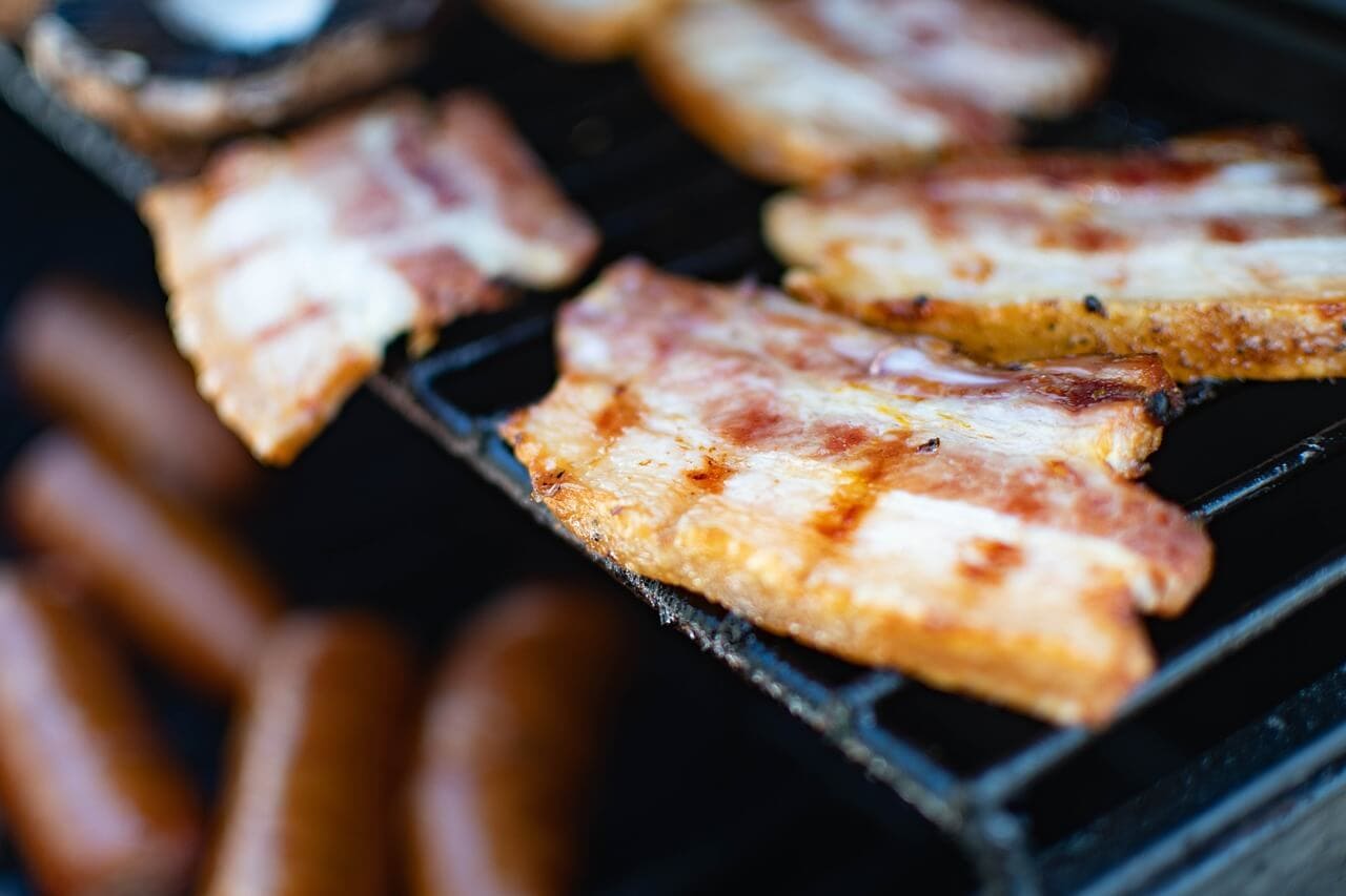 Boczek na grillu – przepisy.